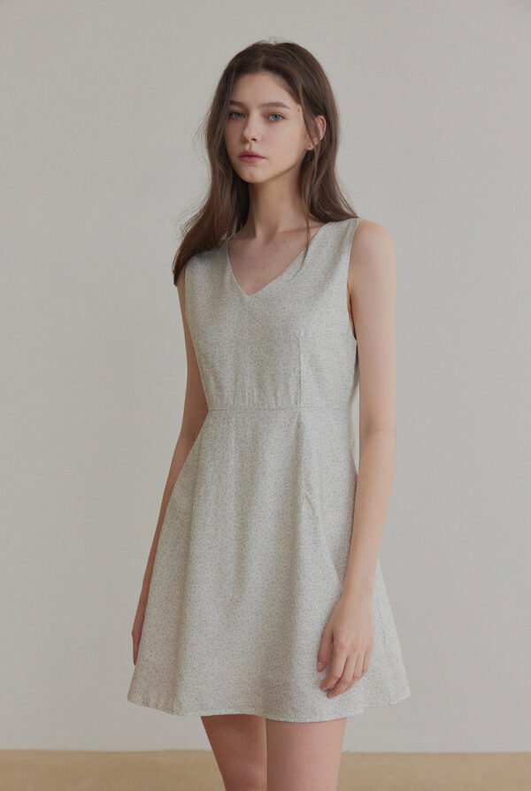 [TWEE] Lund Tiny Floral Flare Dress - Image 2