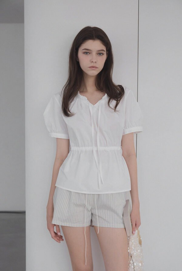 [TWEE] Cuzz Frill Strap Short Sleeve Blouse - Image 2